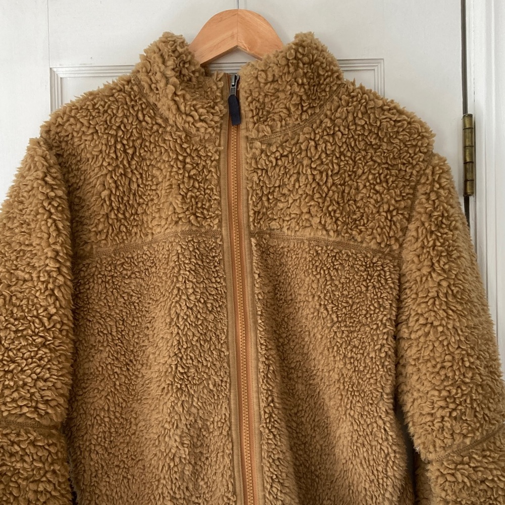 Woman’s Patagonia Teddy Bear Jacket - Picture 2 of 4